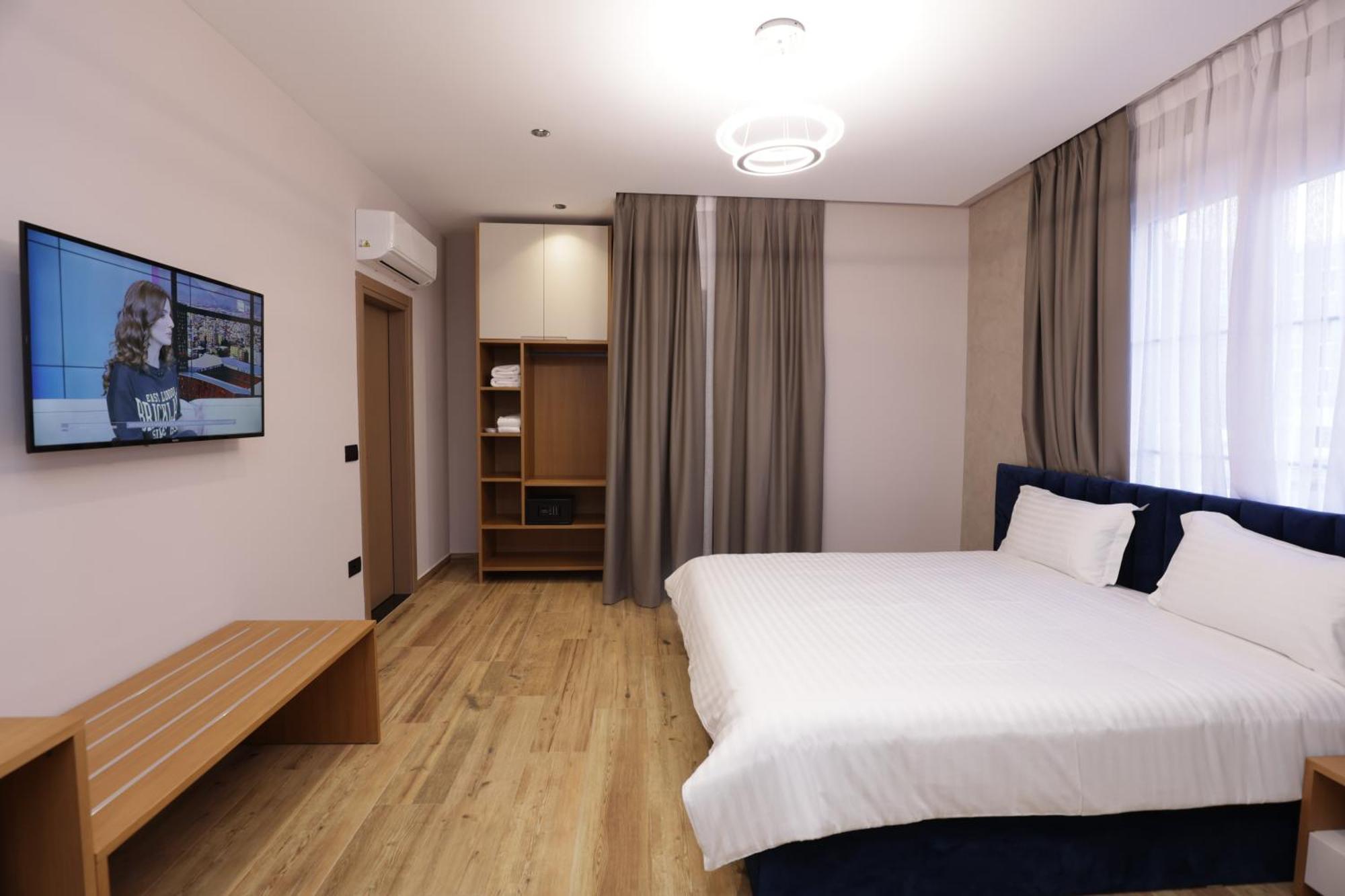 Residence Inn Tirana Exterior photo