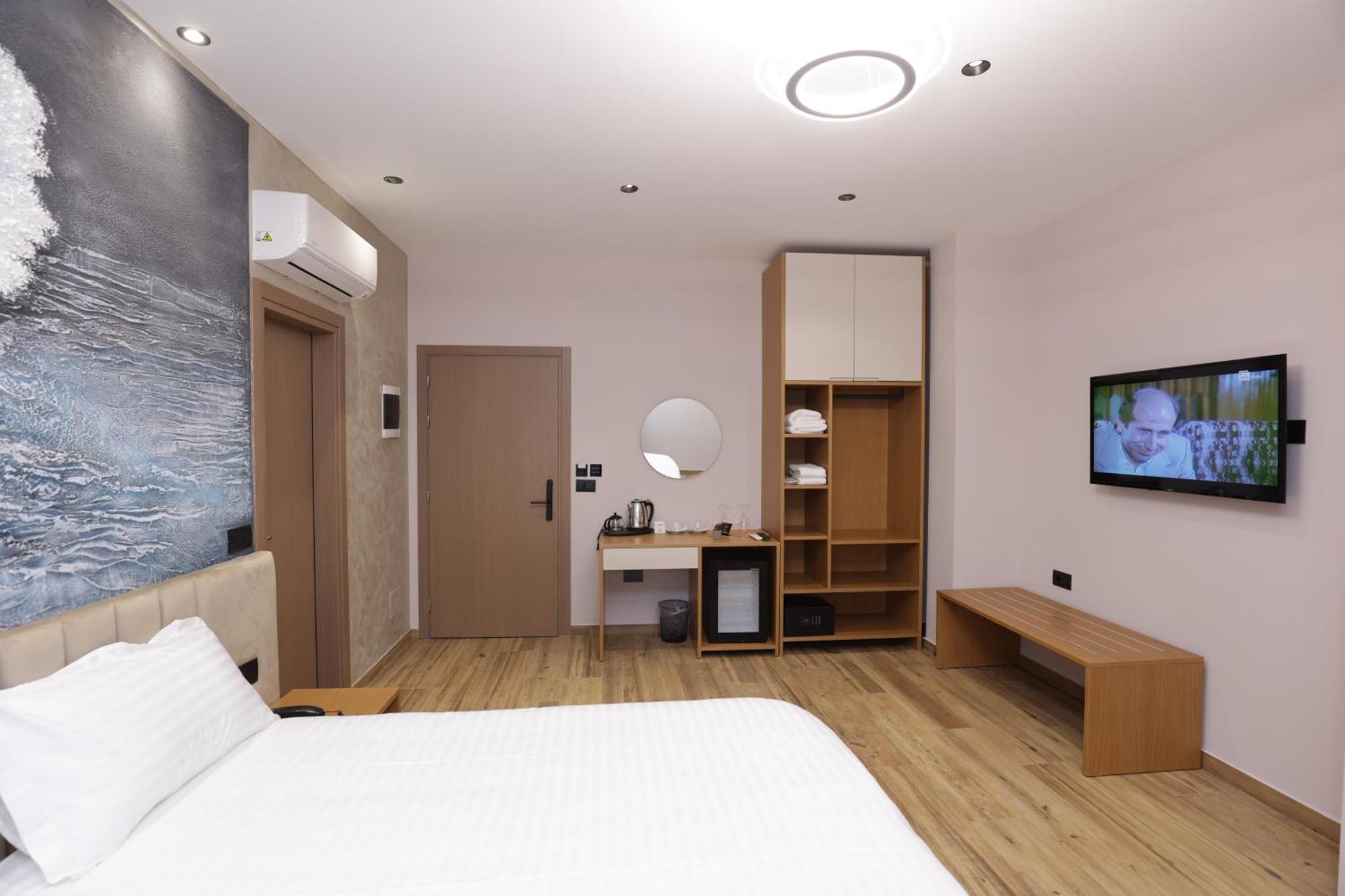 Residence Inn Tirana Exterior photo